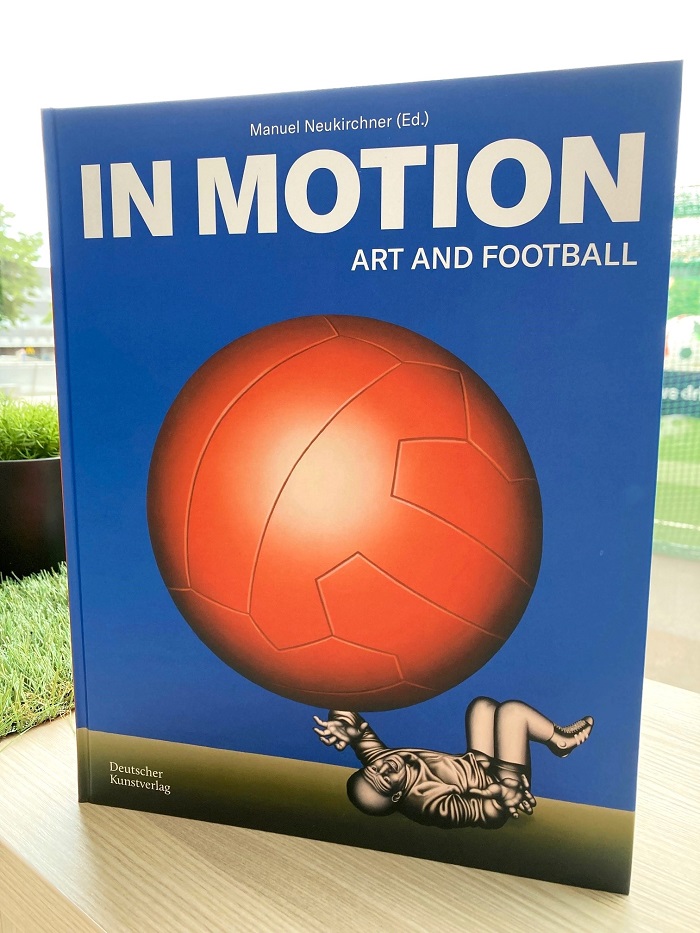 In Motion - Art and Football (english)