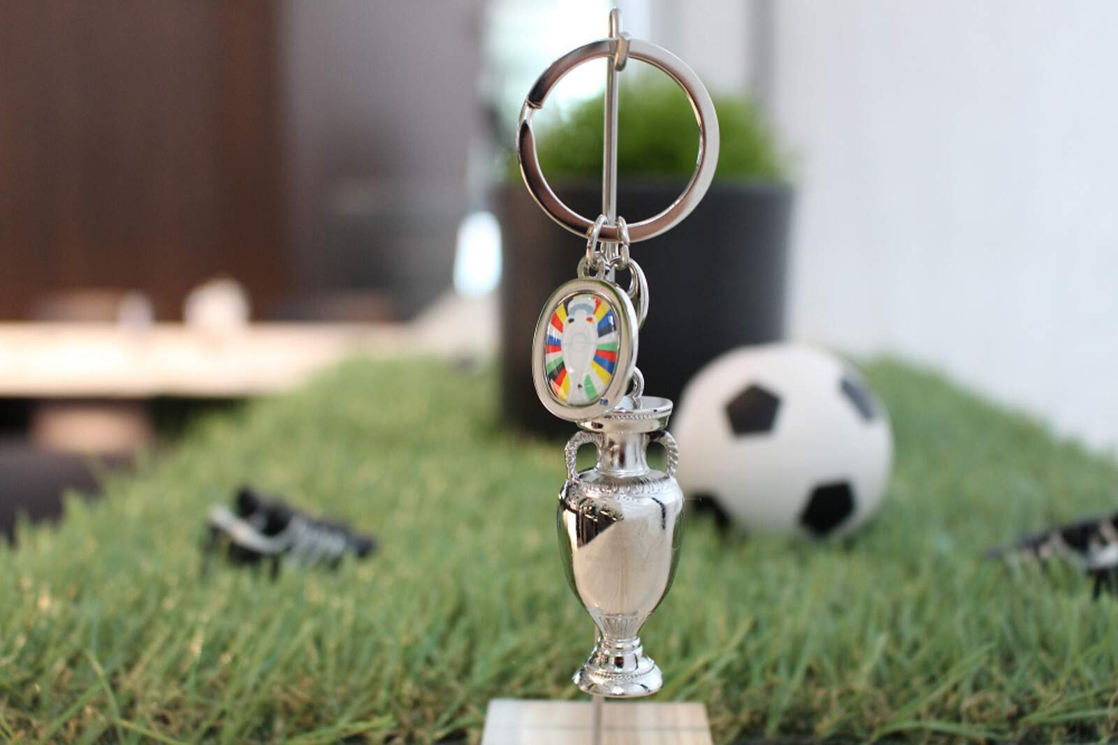 Schlüsselanhänger EM-Pokal