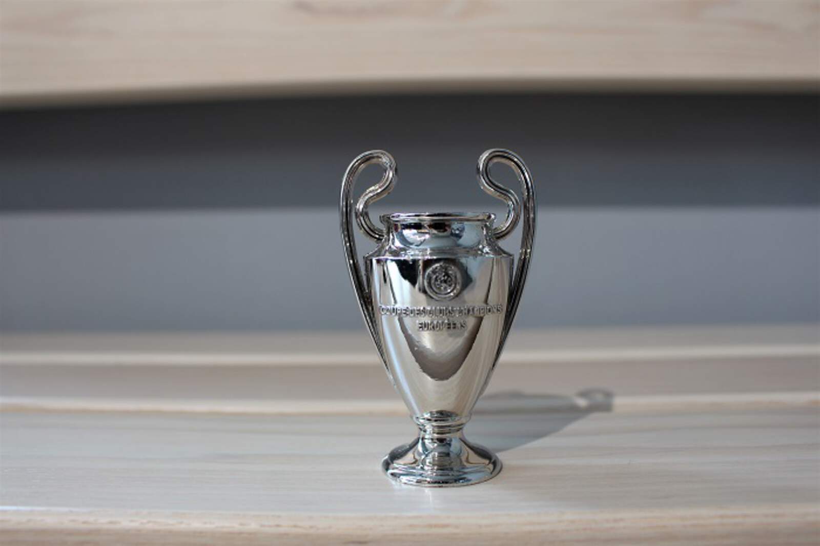 Champions League Pokal 80mm